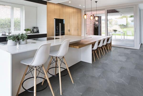 Vloeren 8 - AquaClickTiles kitchen floor Hawick